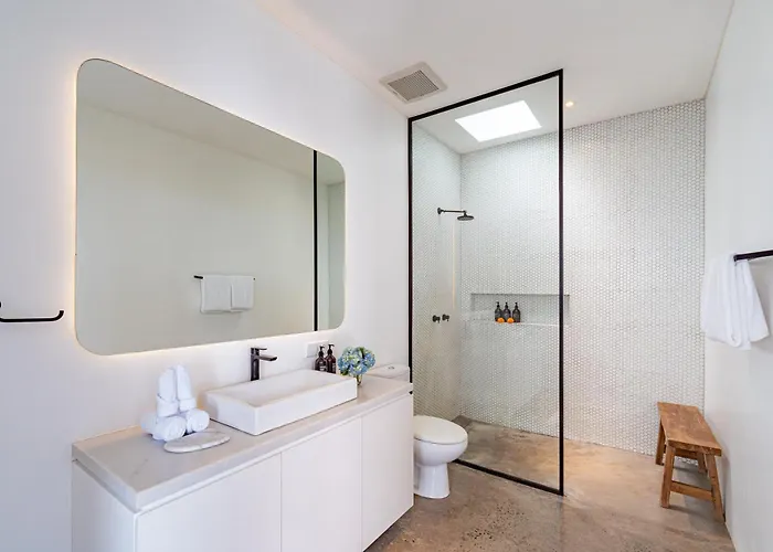 Private 1br Pool In Canggu, Closable Livingroom, 5mins Ride To Atlas Club ヴィラ