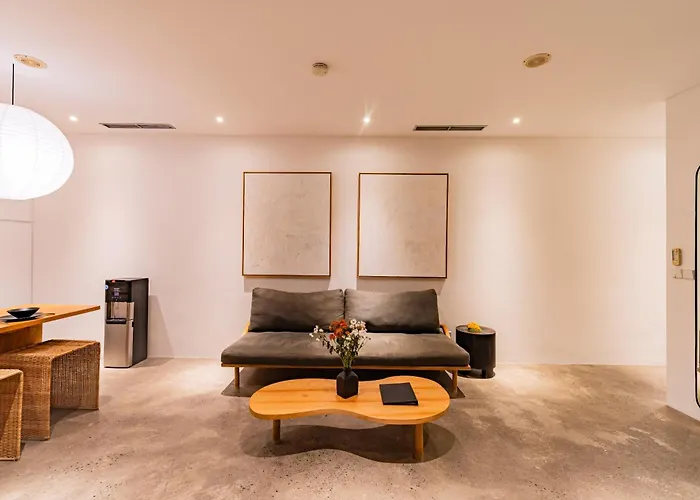 ヴィラ Private 1br Pool In Canggu, Closable Livingroom, 5mins Ride To Atlas Club *