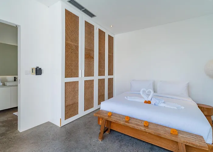 Private 1br Pool In Canggu, Closable Livingroom, 5mins Ride To Atlas Club ヴィラ *