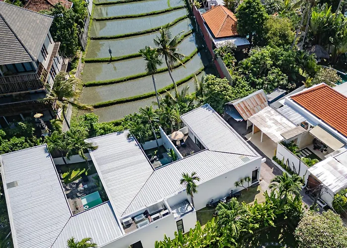 Private 1br Pool In Canggu, Closable Livingroom, 5mins Ride To Atlas Club *